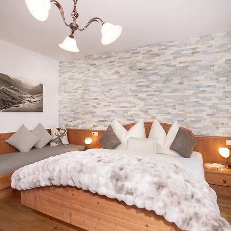 Brixnerhof Im Zillertal Hotel Schlitters Exterior photo