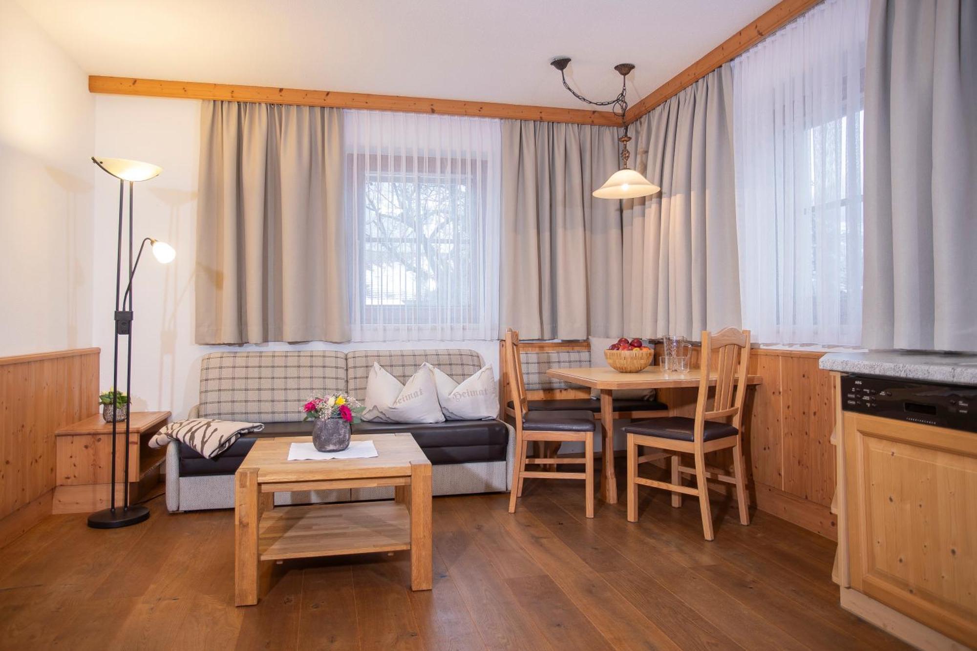 Brixnerhof Im Zillertal Hotel Schlitters Exterior photo
