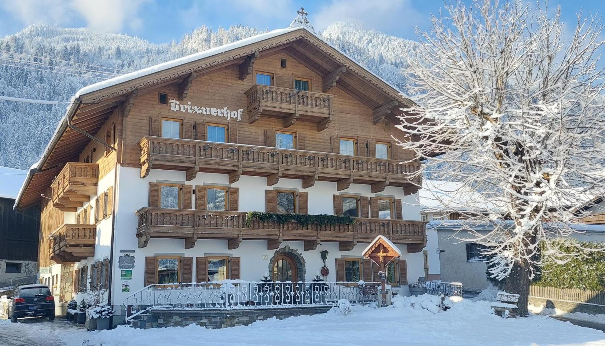 Brixnerhof Im Zillertal Hotel Schlitters Exterior photo
